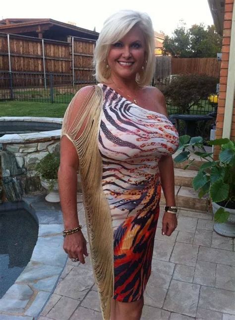 sexy busty grannies